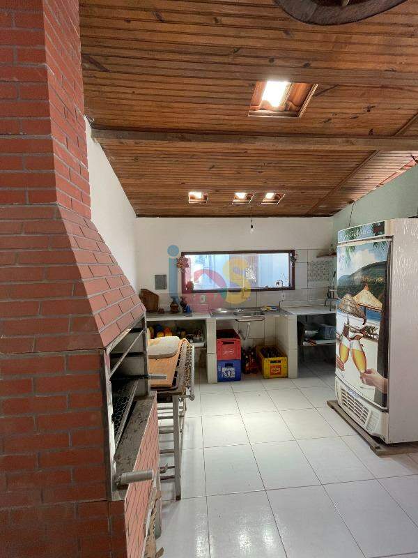 Casa à venda com 4 quartos, 346m² - Foto 26