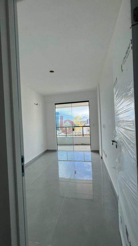 Apartamento à venda com 3 quartos, 91m² - Foto 9