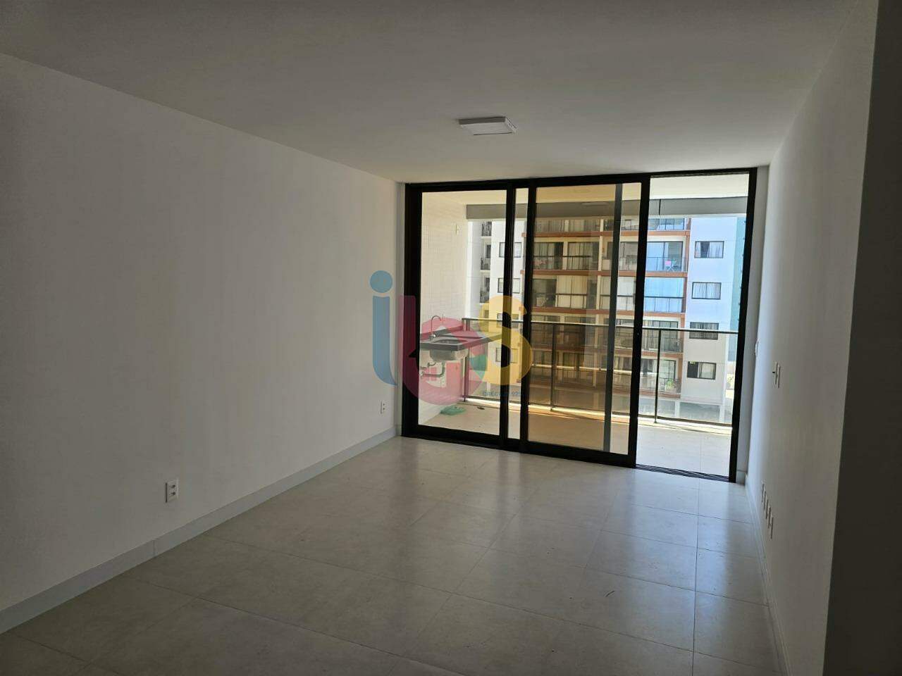 Apartamento à venda com 3 quartos, 105m² - Foto 8