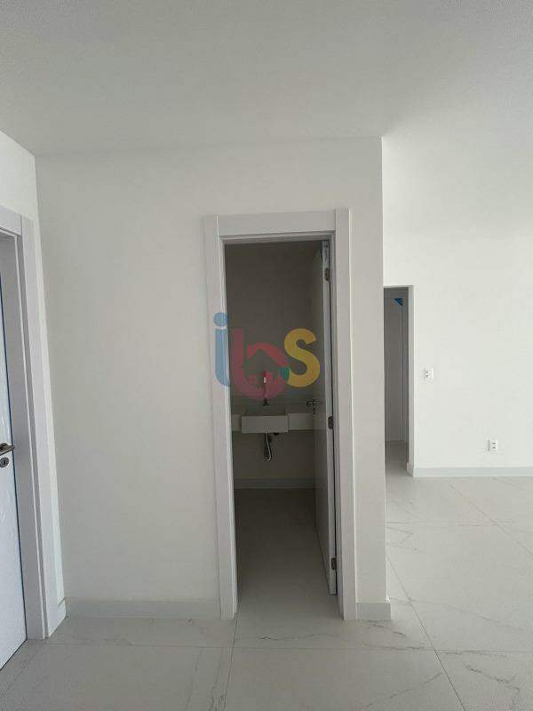 Apartamento à venda com 3 quartos, 132m² - Foto 14