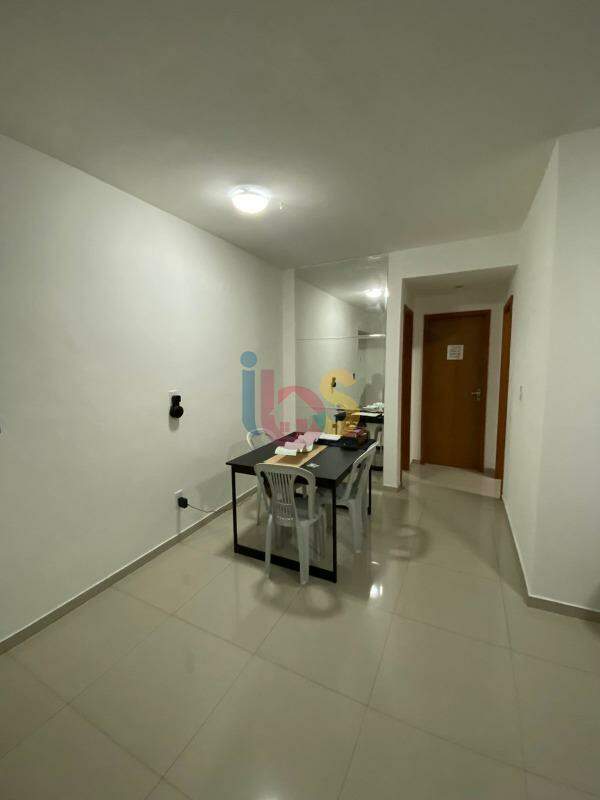 Apartamento à venda com 1 quarto, 60m² - Foto 4