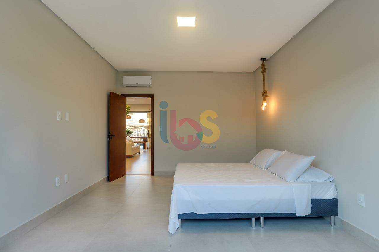 Casa à venda com 4 quartos, 180m² - Foto 38