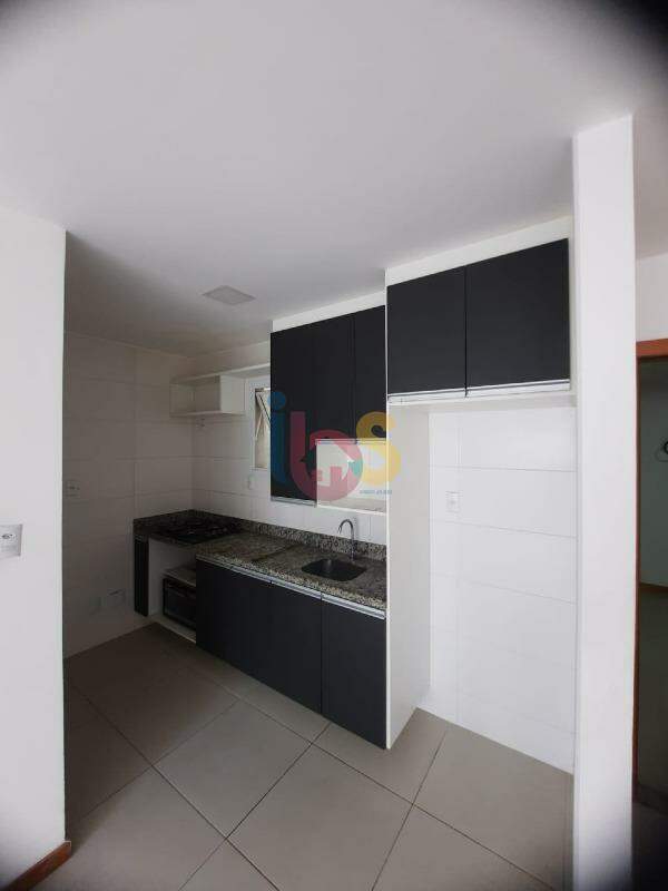 Apartamento à venda com 2 quartos, 62m² - Foto 8