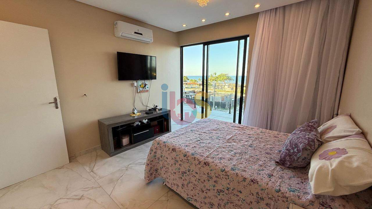 Casa à venda com 5 quartos, 300m² - Foto 11