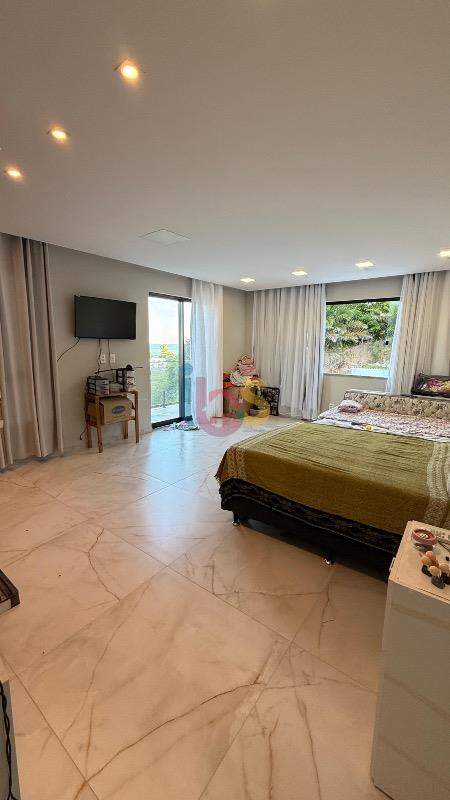 Casa à venda com 5 quartos, 300m² - Foto 4