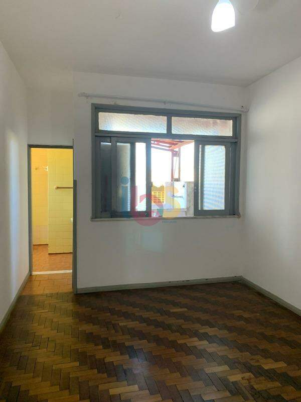 Casa à venda com 4 quartos, 161m² - Foto 6