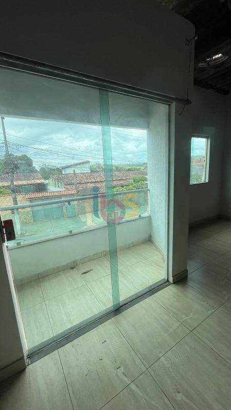 Casa à venda com 3 quartos, 110m² - Foto 1