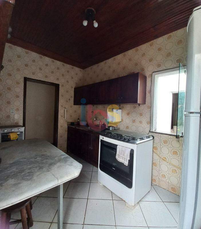 Casa à venda com 3 quartos, 175m² - Foto 5