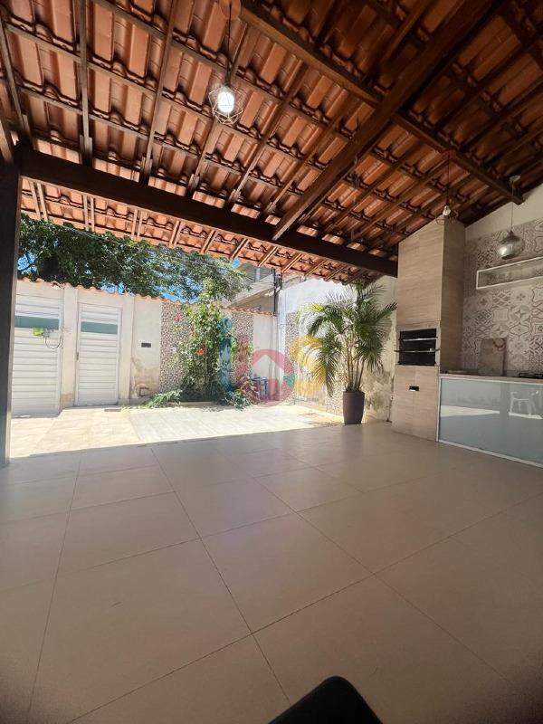 Casa à venda com 3 quartos, 142m² - Foto 3