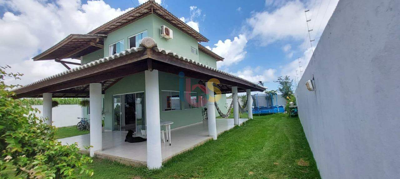 Casa à venda com 5 quartos, 264m² - Foto 1