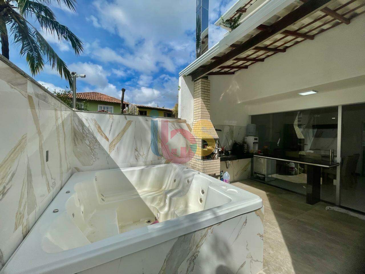 Casa para alugar com 4 quartos, 260m² - Foto 31