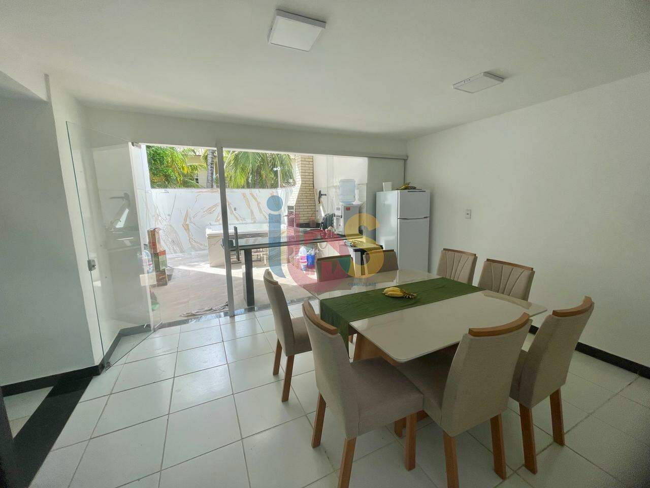 Casa para alugar com 4 quartos, 260m² - Foto 7