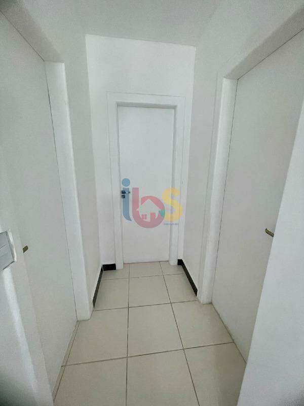 Casa para alugar com 4 quartos, 260m² - Foto 11
