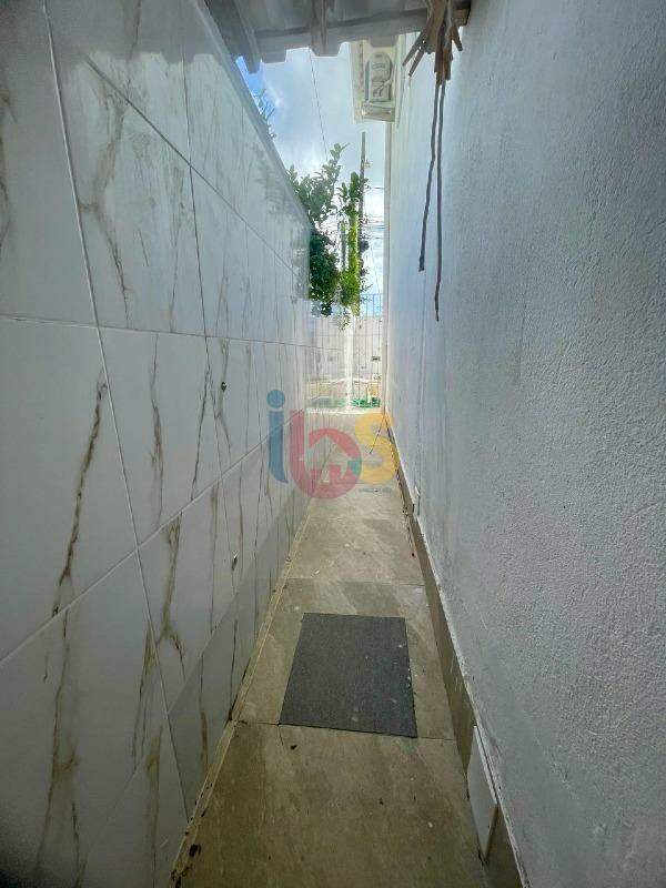 Casa para alugar com 4 quartos, 260m² - Foto 32