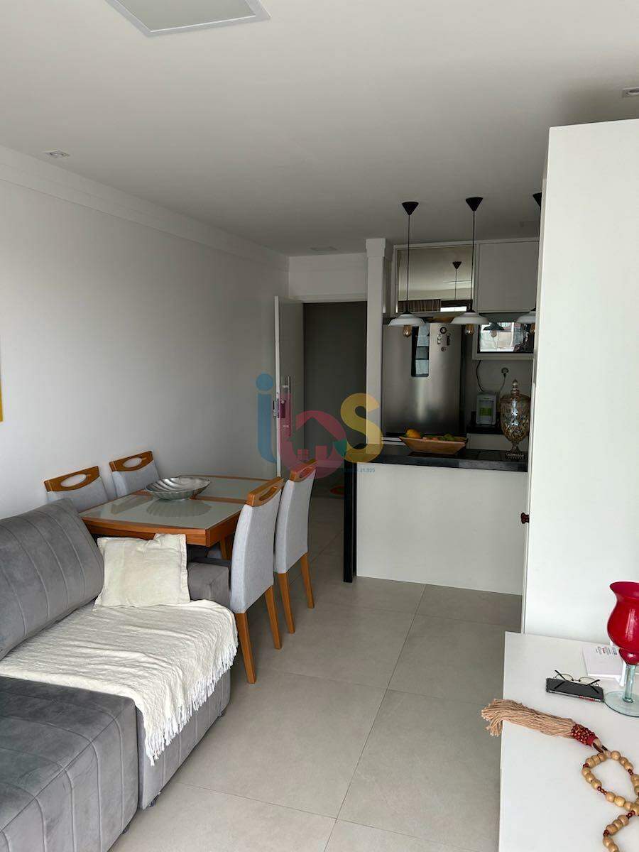 Apartamento à venda com 2 quartos, 74m² - Foto 1