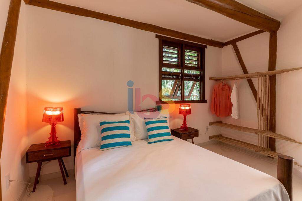 Casa, 4 quartos, 303 m² - Foto 32