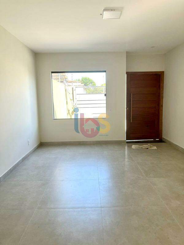 Casa à venda com 3 quartos, 100m² - Foto 3