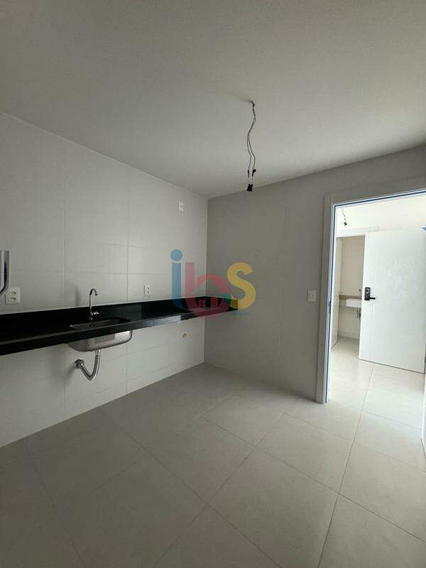 Apartamento à venda com 2 quartos, 106m² - Foto 30