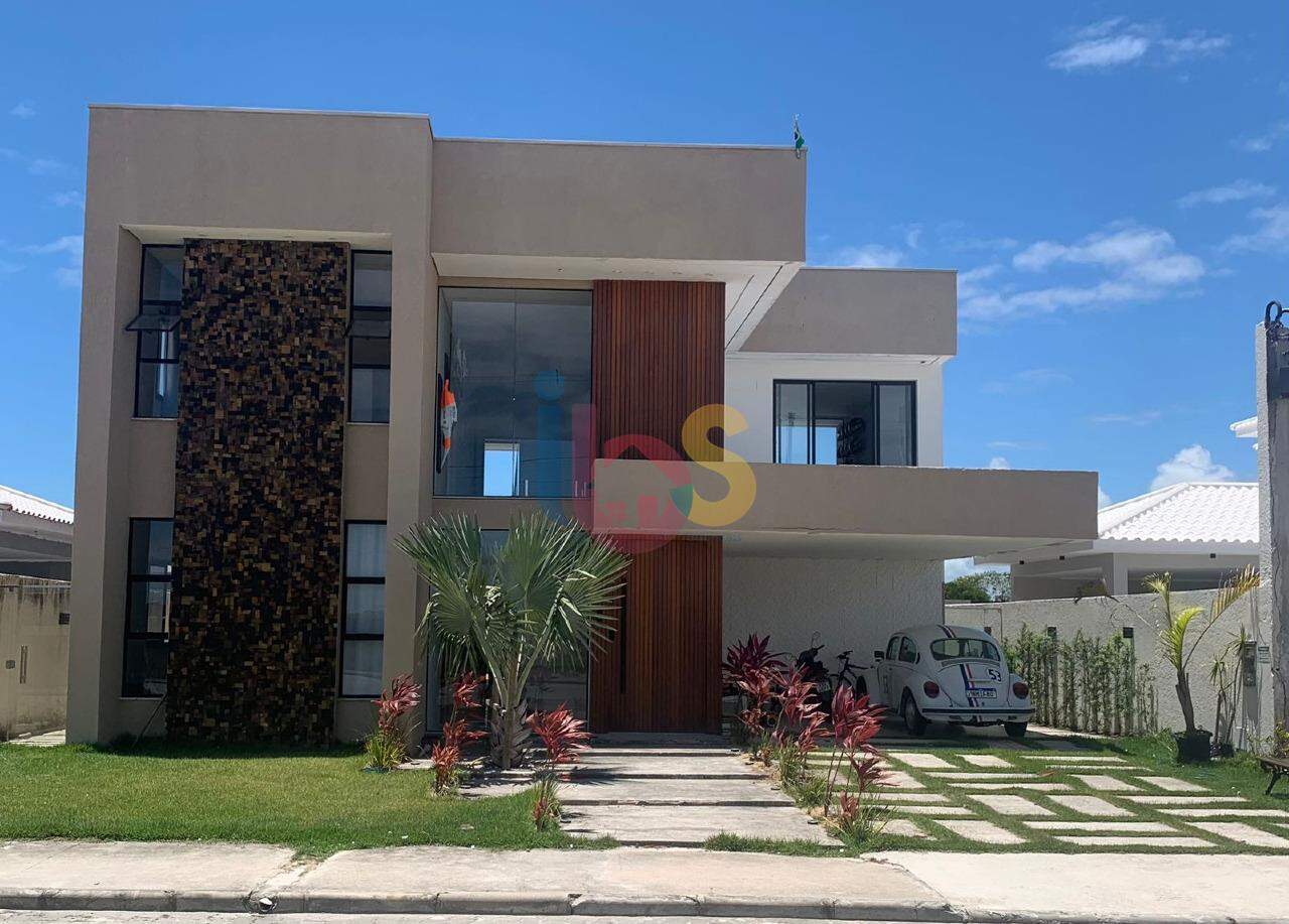 Casa à venda com 4 quartos, 378m² - Foto 1