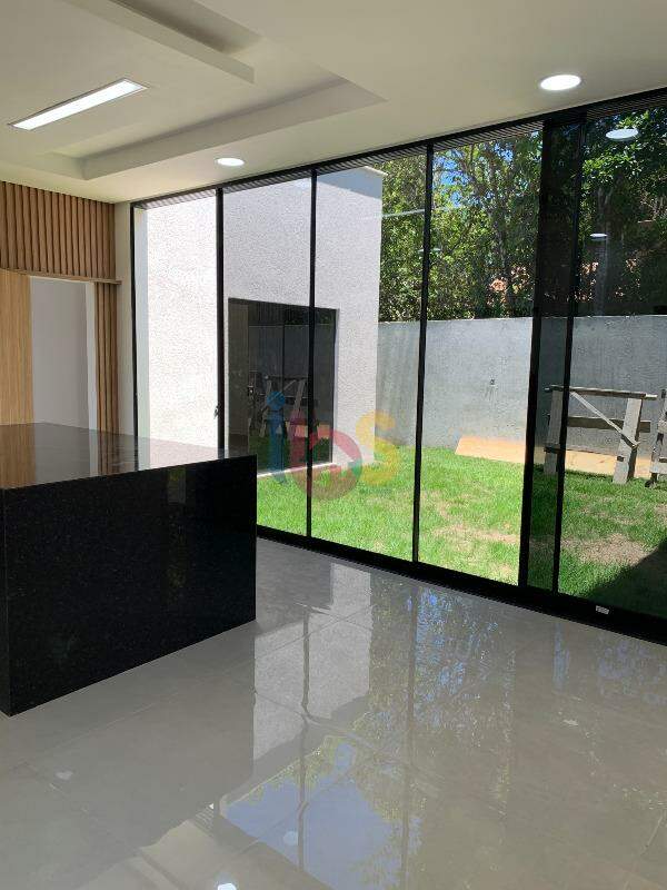 Casa à venda com 3 quartos, 100m² - Foto 5