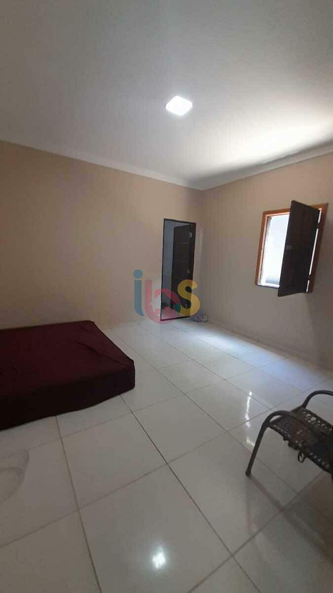 Casa à venda com 3 quartos, 390m² - Foto 2