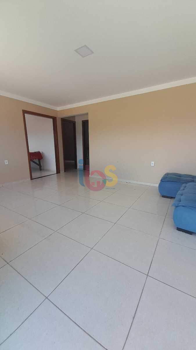 Casa à venda com 3 quartos, 390m² - Foto 1