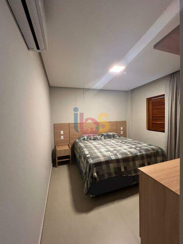 Casa à venda com 5 quartos, 250m² - Foto 8