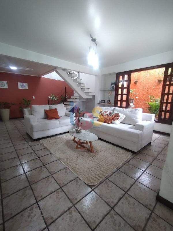 Casa, 4 quartos, 168 m² - Foto 3