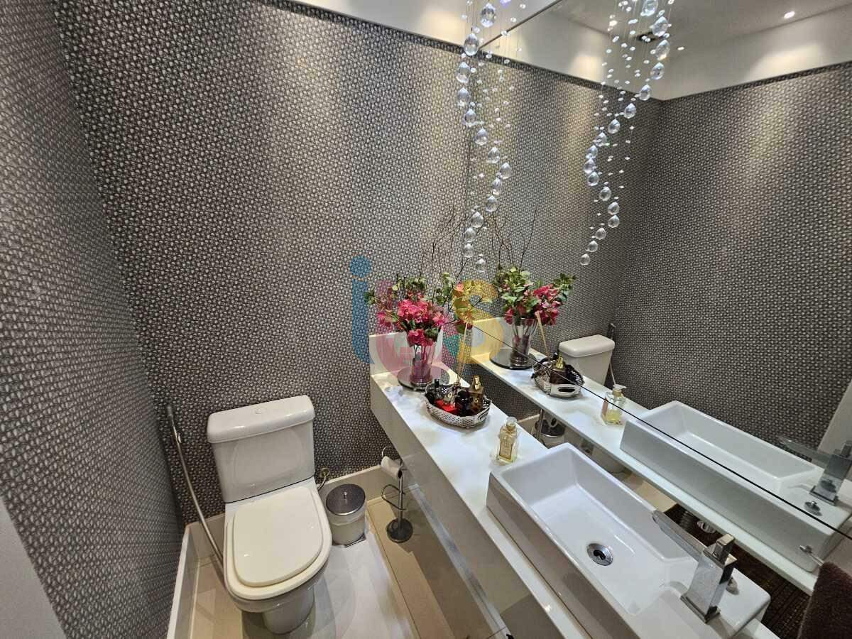 Cobertura à venda com 3 quartos, 220m² - Foto 3