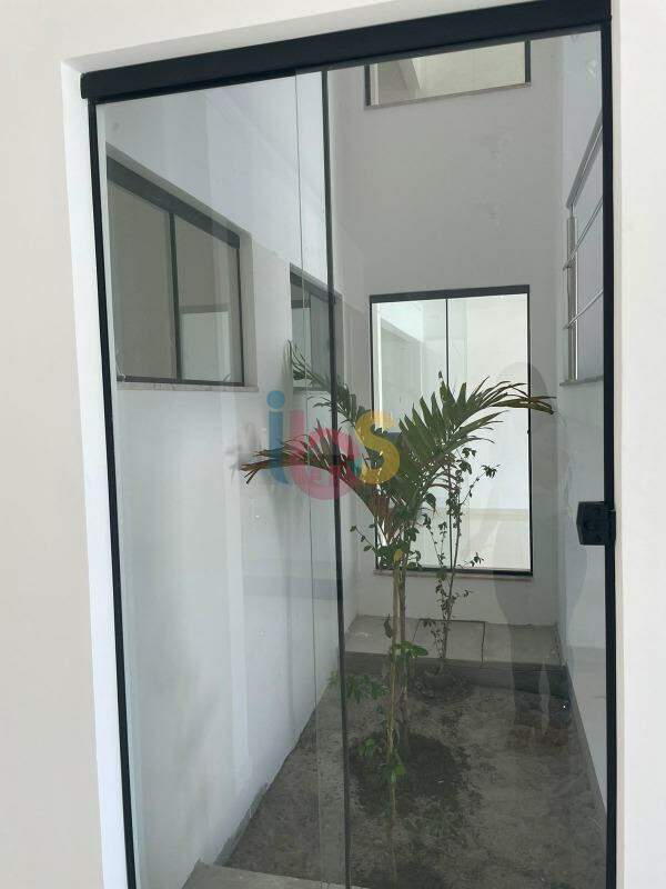 Apartamento à venda com 3 quartos, 120m² - Foto 2