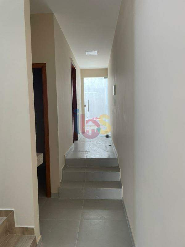 Casa à venda com 3 quartos, 145m² - Foto 11