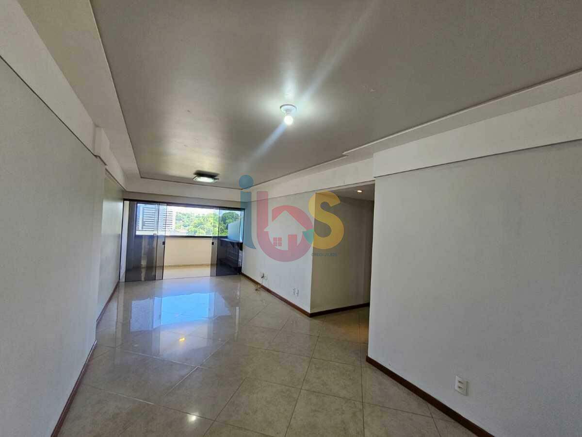 Apartamento à venda com 3 quartos, 130m² - Foto 3