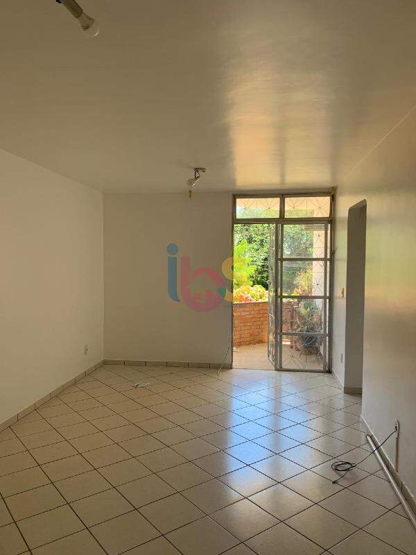 Apartamento à venda com 3 quartos, 90m² - Foto 5