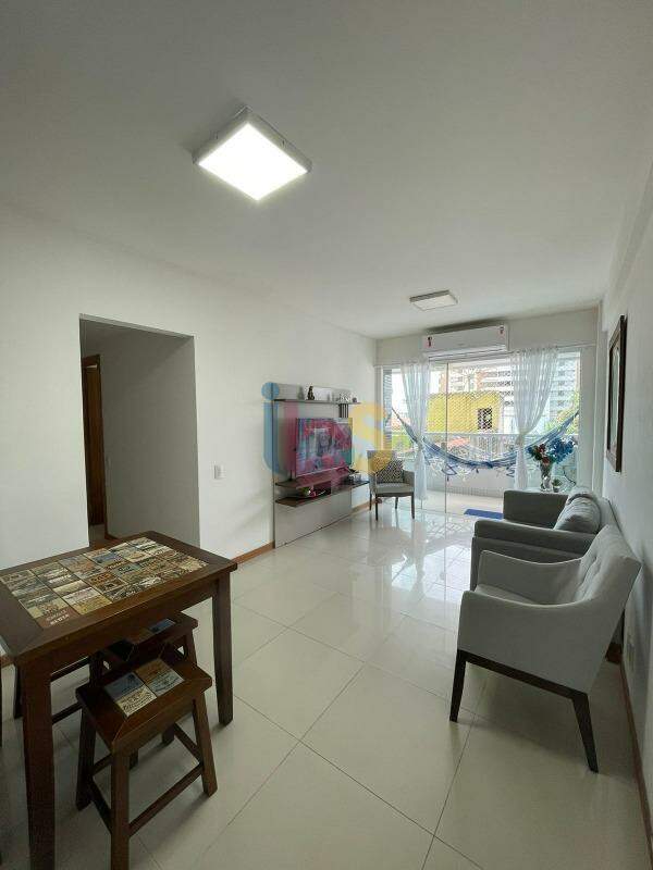 Apartamento para alugar com 2 quartos, 80m² - Foto 4