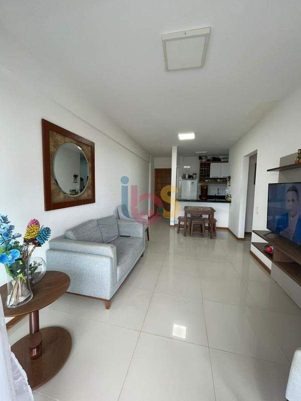 Apartamento para alugar com 2 quartos, 80m² - Foto 1