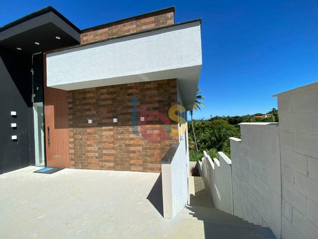 Casa à venda com 2 quartos, 158m² - Foto 2