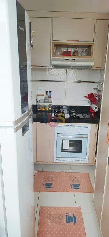 Apartamento à venda com 3 quartos, 69m² - Foto 12