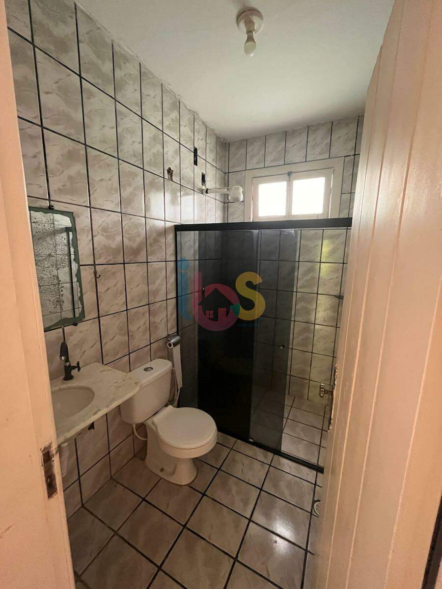 Casa à venda com 3 quartos, 300m² - Foto 8