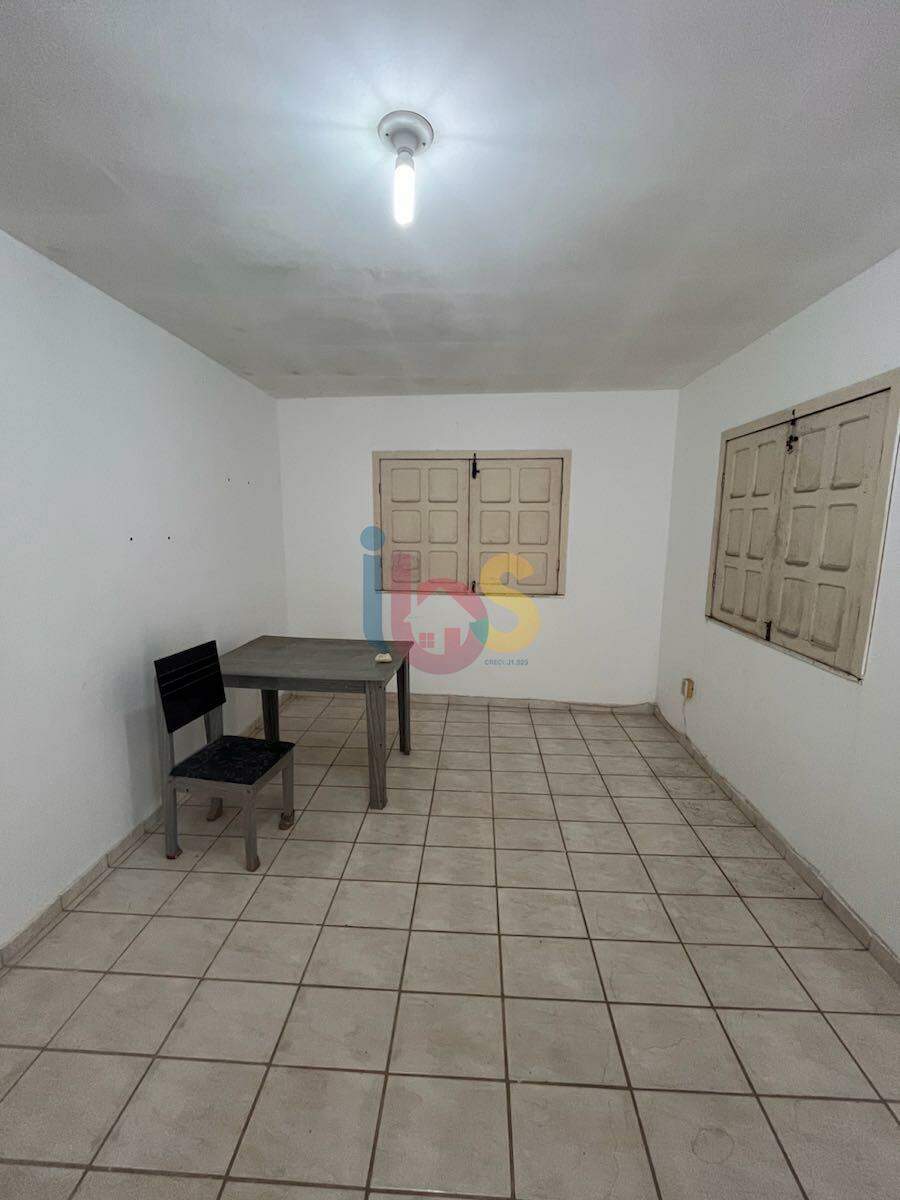 Casa à venda com 3 quartos, 300m² - Foto 13