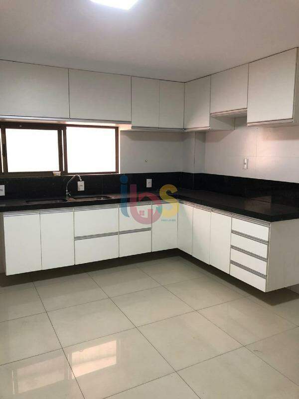 Apartamento à venda com 3 quartos, 193m² - Foto 12