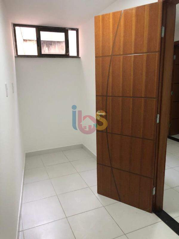 Apartamento à venda com 3 quartos, 193m² - Foto 3