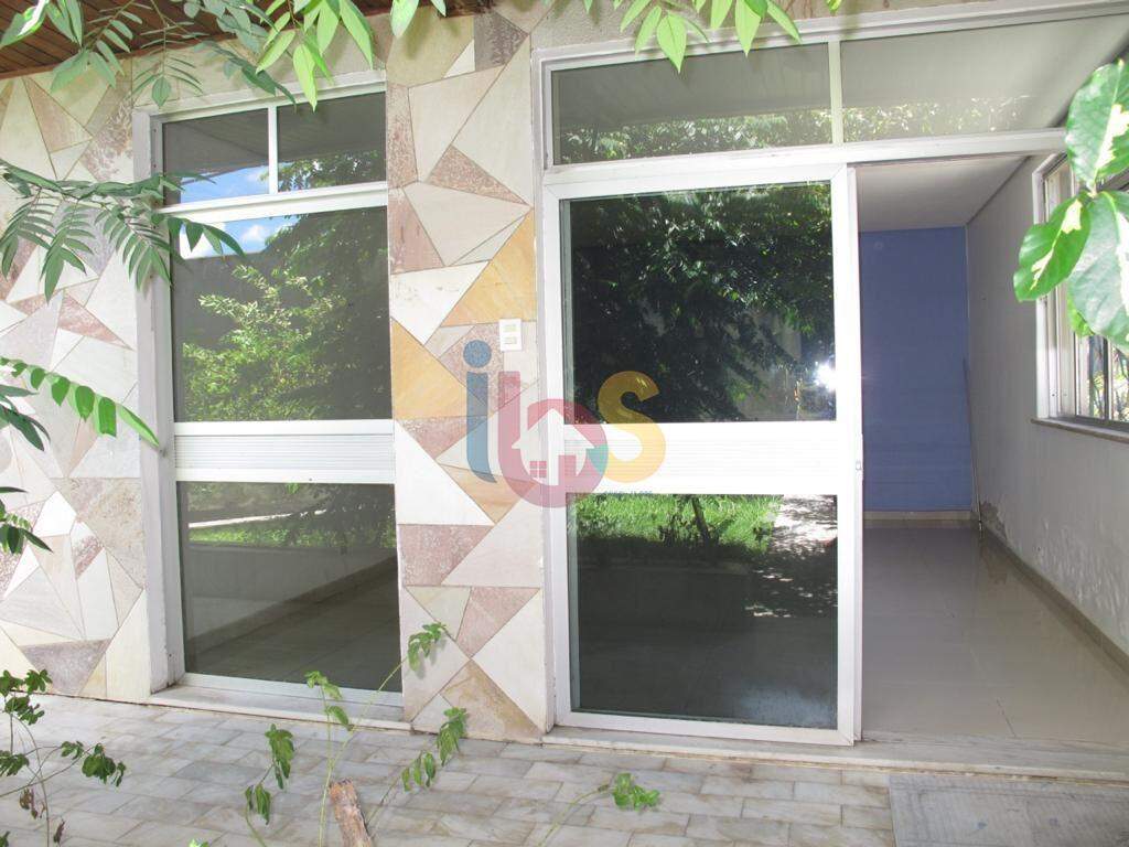 Casa à venda com 3 quartos, 550m² - Foto 8