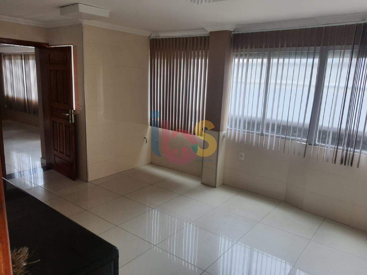 Apartamento à venda com 2 quartos, 100m² - Foto 2