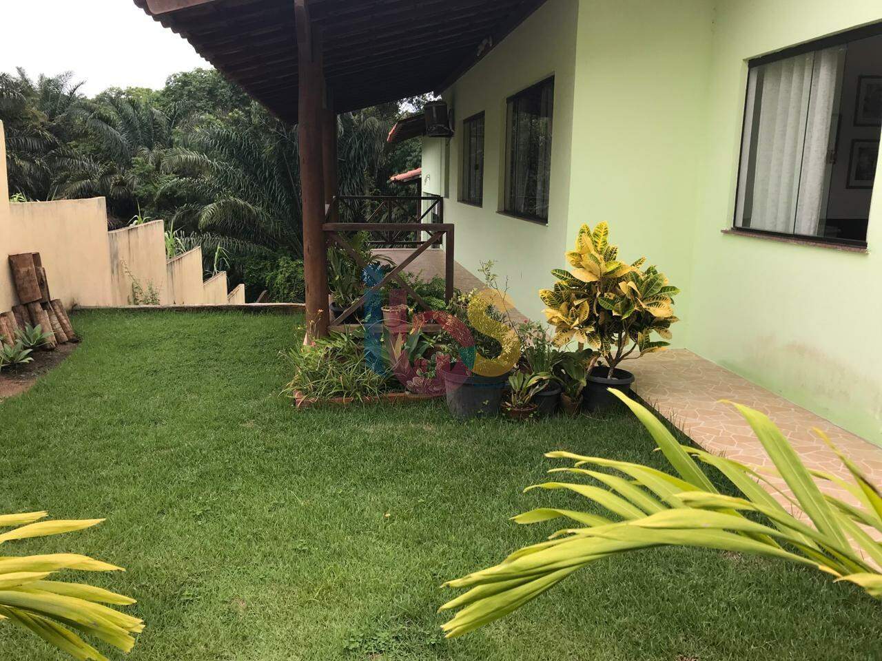 Casa à venda com 3 quartos, 214m² - Foto 5