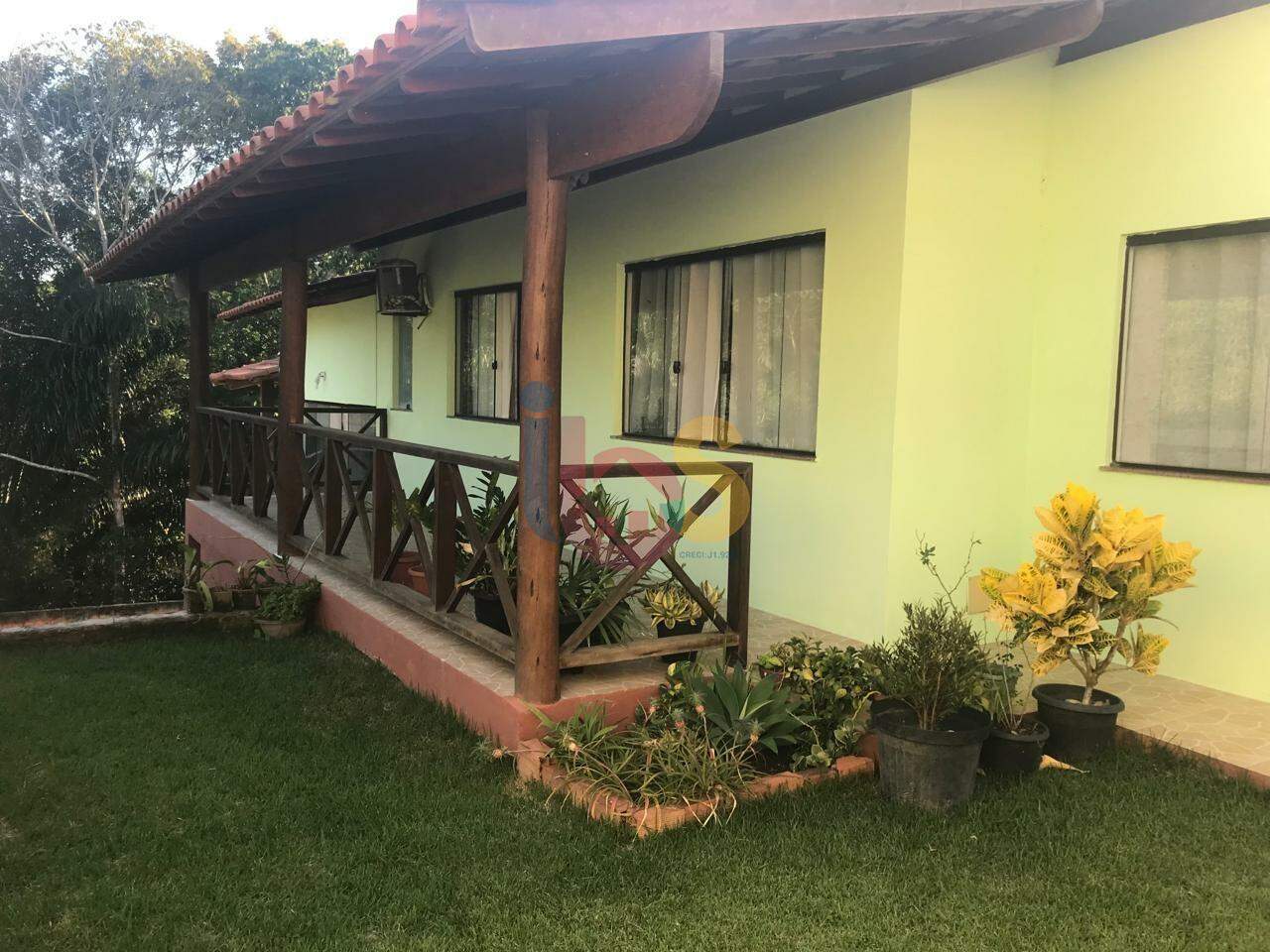 Casa à venda com 3 quartos, 214m² - Foto 2