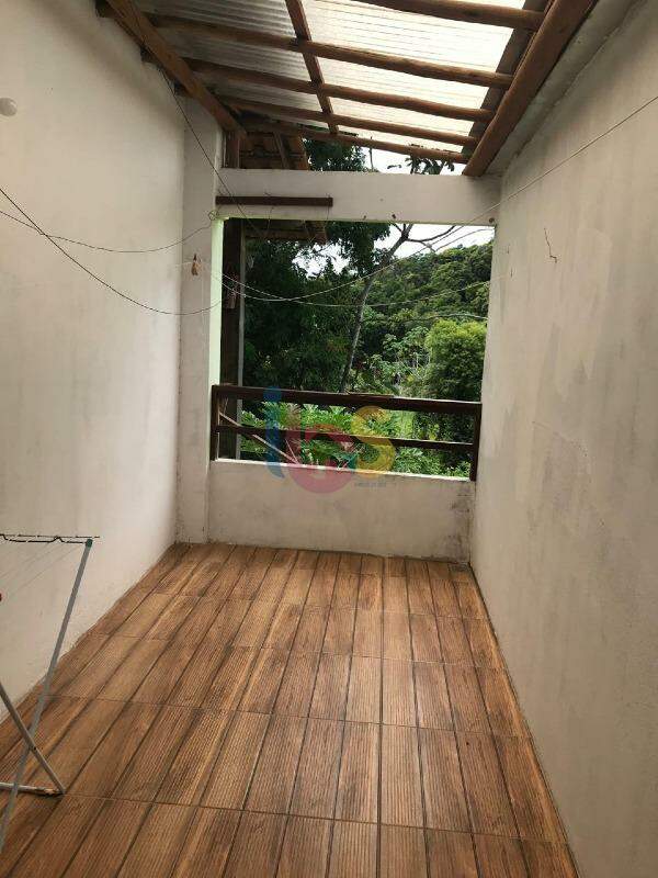 Casa à venda com 3 quartos, 214m² - Foto 14