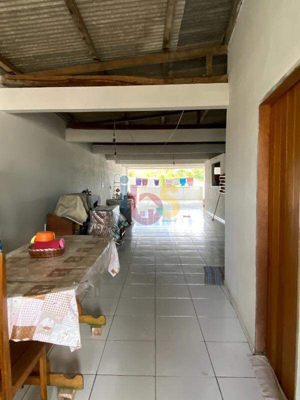 Casa à venda com 5 quartos, 250m² - Foto 13