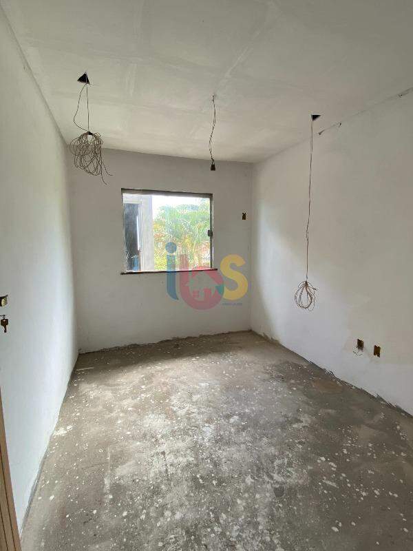 Casa à venda com 5 quartos, 250m² - Foto 10