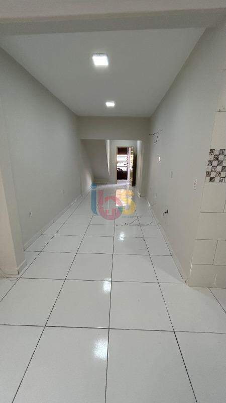 Apartamento à venda com 4 quartos, 150m² - Foto 1