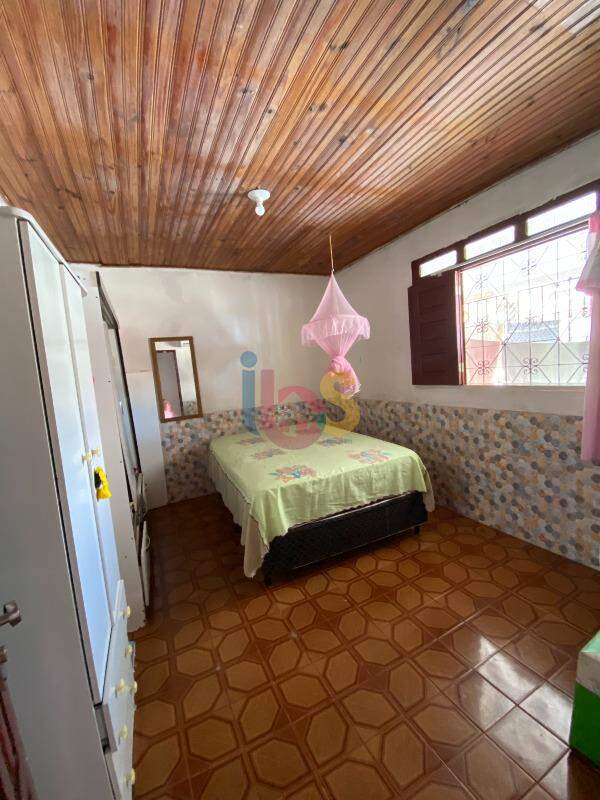 Casa à venda com 2 quartos, 105m² - Foto 2